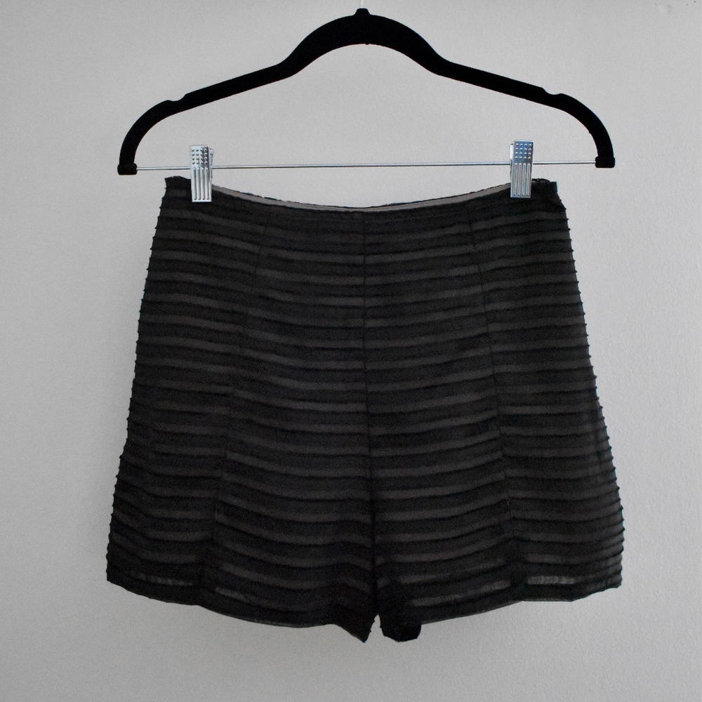 BCBGeneration High-waisted Black Shorts